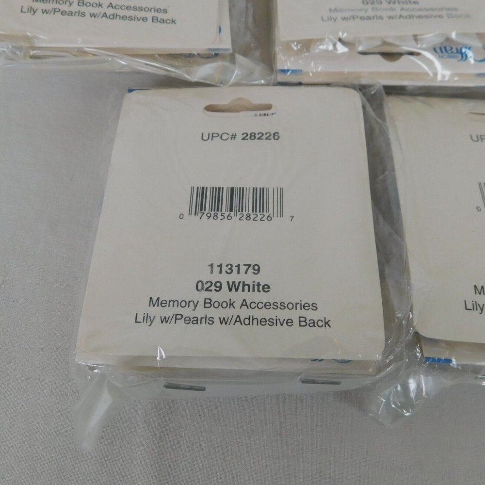 Lot of 5 Memory Book Ribbon Accessories Offray Peel Stick Acid-Free White Lily - Picture 4 of 5